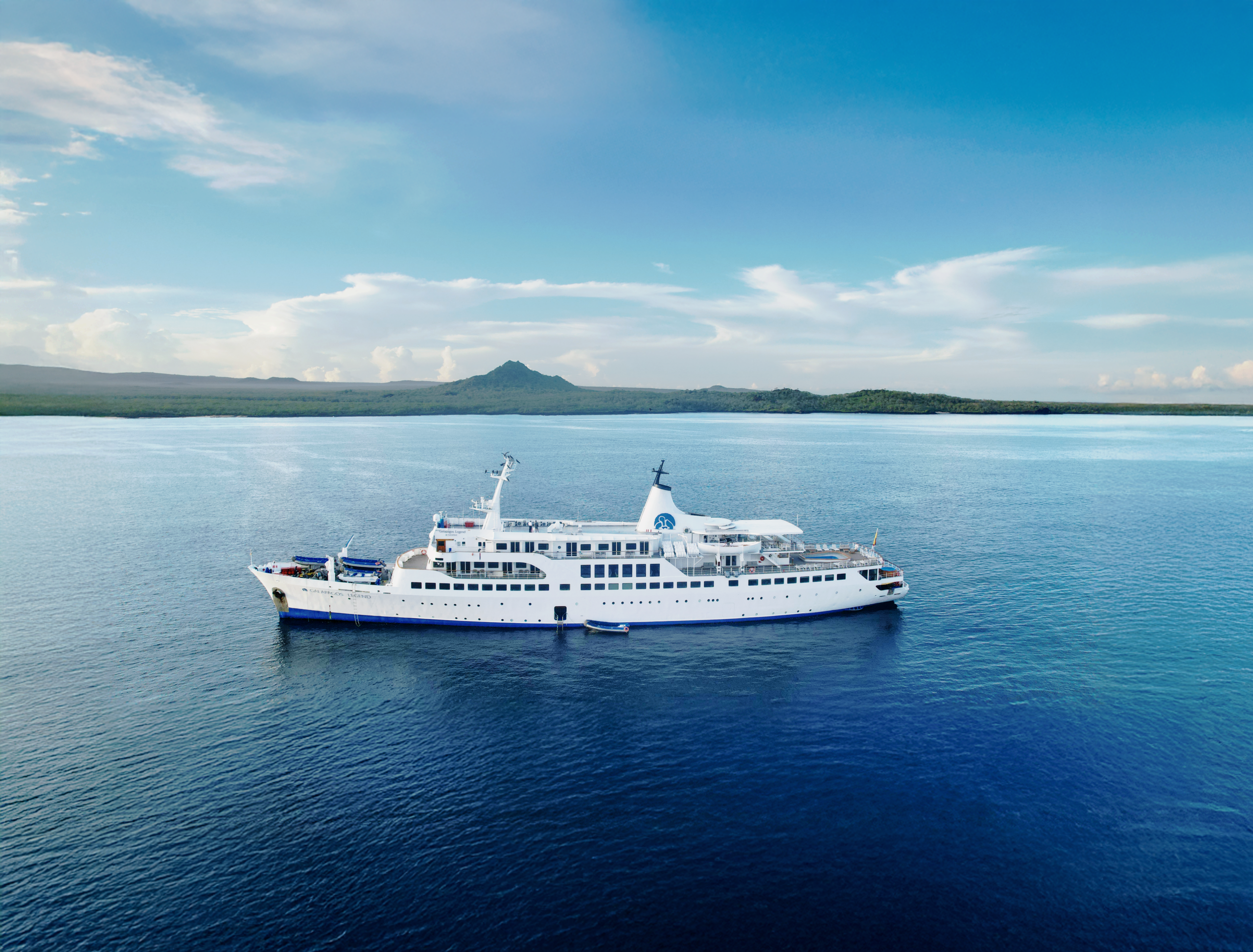 Galapagos Luxury Cruises / adventure with Columbus Travel / luxury Galapagos cruises: exclusive yachts, catamarans, and cruise ships / Galapagos Islands / coast of Ecuador / luxurious accommodations / luxury packages / private yacht charters to eco-friendly catamaran cruises, Columbus Travel / Your Galapagos adventure begins here.