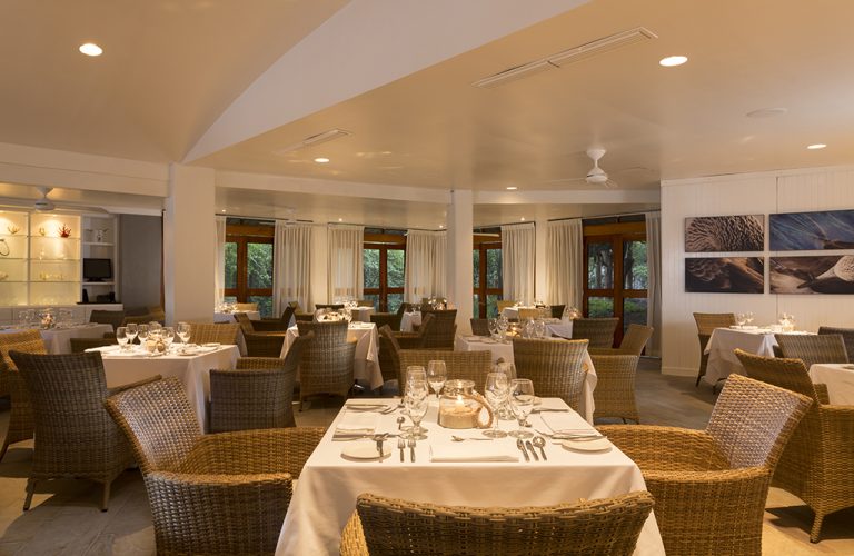 Finch-Bay-Hotel-Restaurant-1